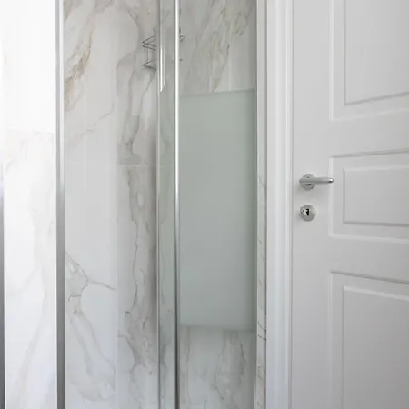Appartement Con 2 E 2 Bagni -san Giovanni- Rome