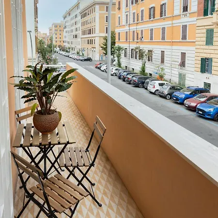 Con 2 E 2 Bagni -san Giovanni- *